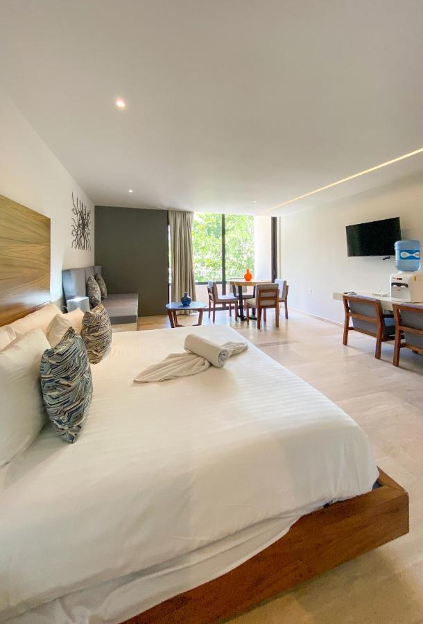 Big Studio At Kaab By The Beach With Roof Top Pool, Sauna And Jacuzzi Near Paseo Del Carmen Mall Playa del Carmen Exterior photo