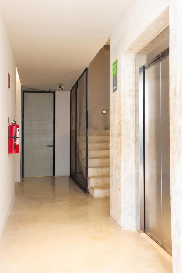 Big Studio At Kaab By The Beach With Roof Top Pool, Sauna And Jacuzzi Near Paseo Del Carmen Mall Playa del Carmen Exterior photo